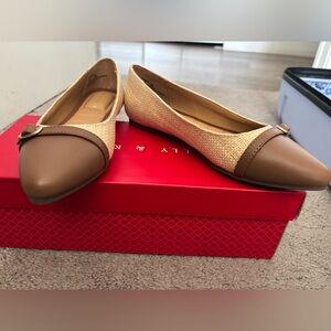 Stylish Brown & Beige Women's Flats- New!
